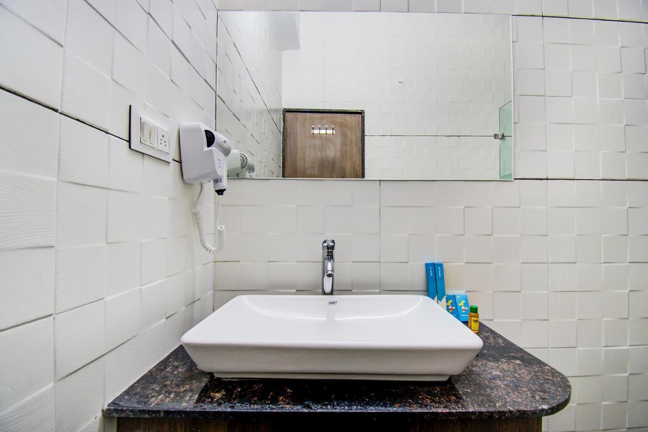 Fabhotel Prime Om Epic Vijay Nagar Indore Exterior foto